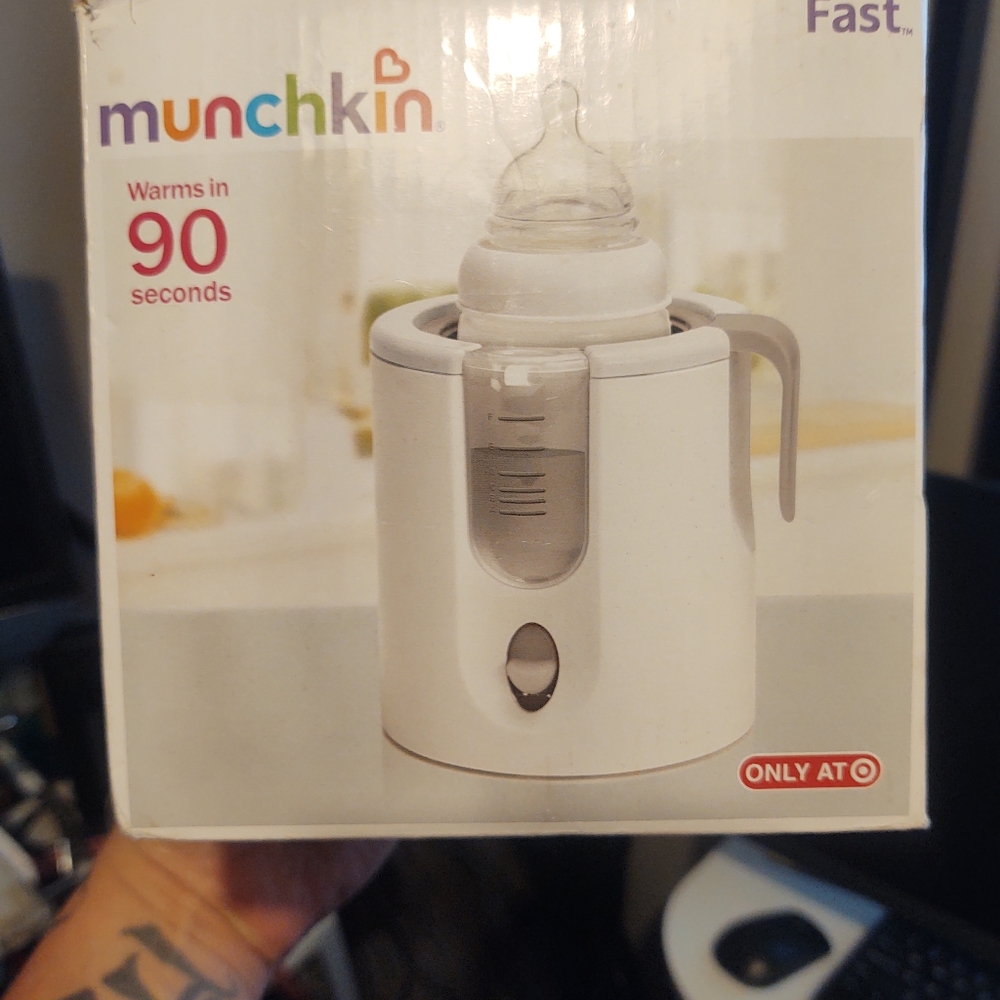 Munchkin milk warmer
